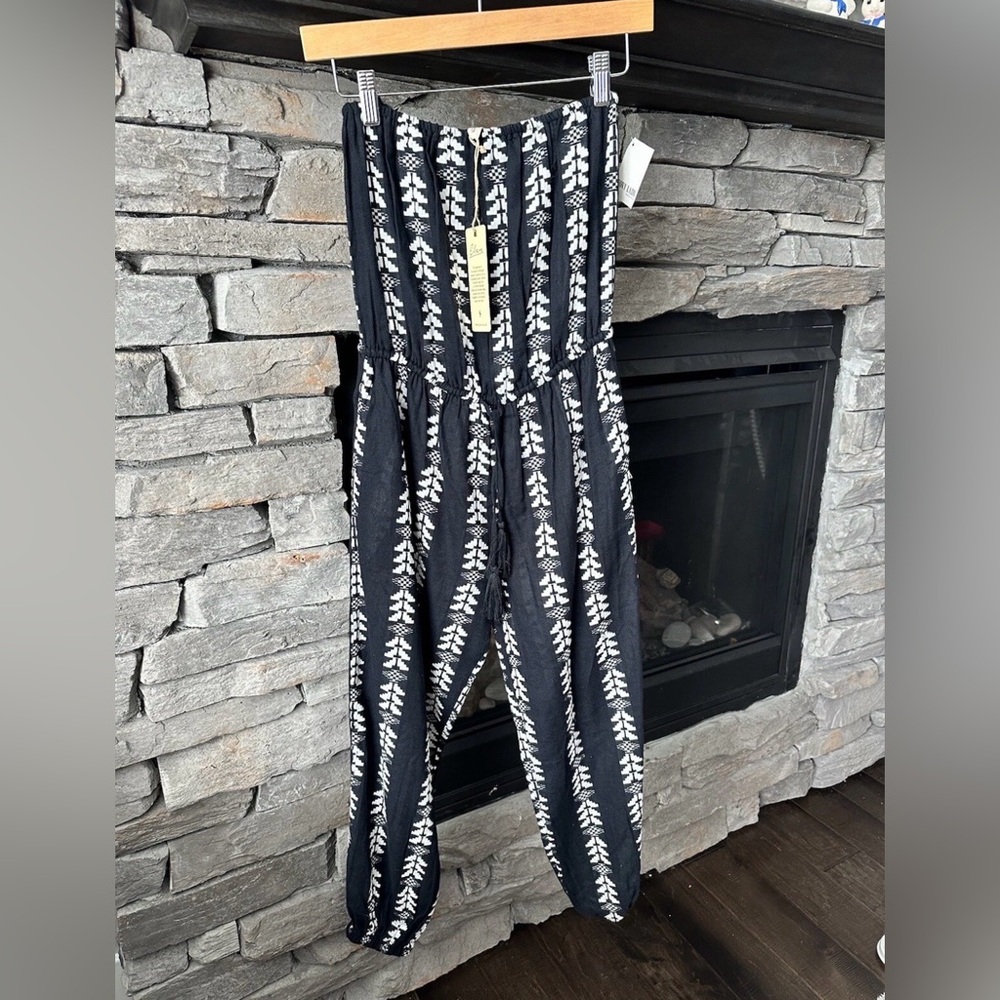 NWT Elan Black and White Strapless Jumpsuit Size S